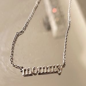 Sterling  silver 925 Mommy nameplate necklace